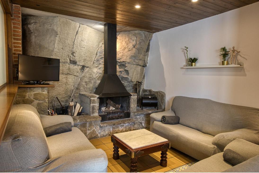 Nastura Casa Rural L'Art Vendégház Rupit Kültér fotó